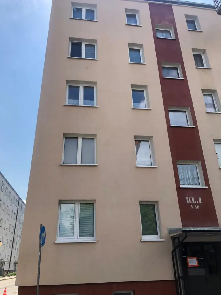 elewacja bloku po czyszczeniu